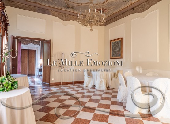 #slider-caption-3 image 3