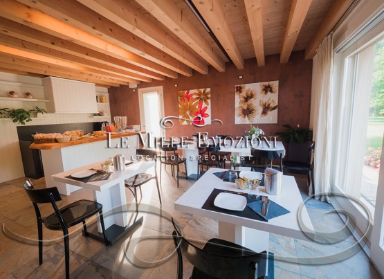 #slider-caption-3 image 3