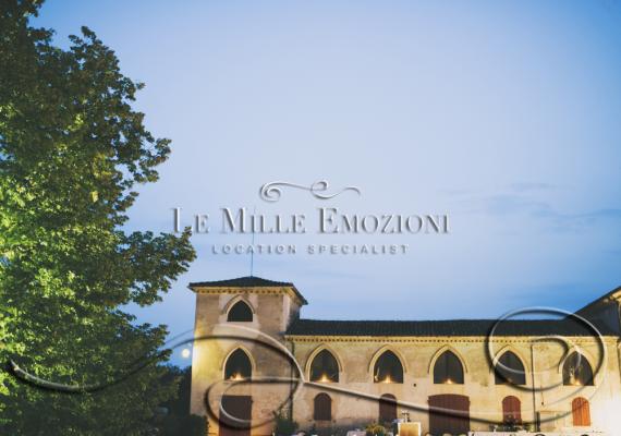 Location CN108 / 30 km Est from Treviso / 80-200 people
