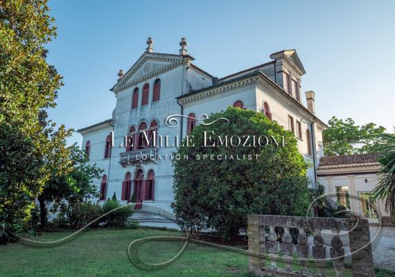 Location VS120 / 40 km Ovest di VE / 50-200 [traduzione in sospeso]
